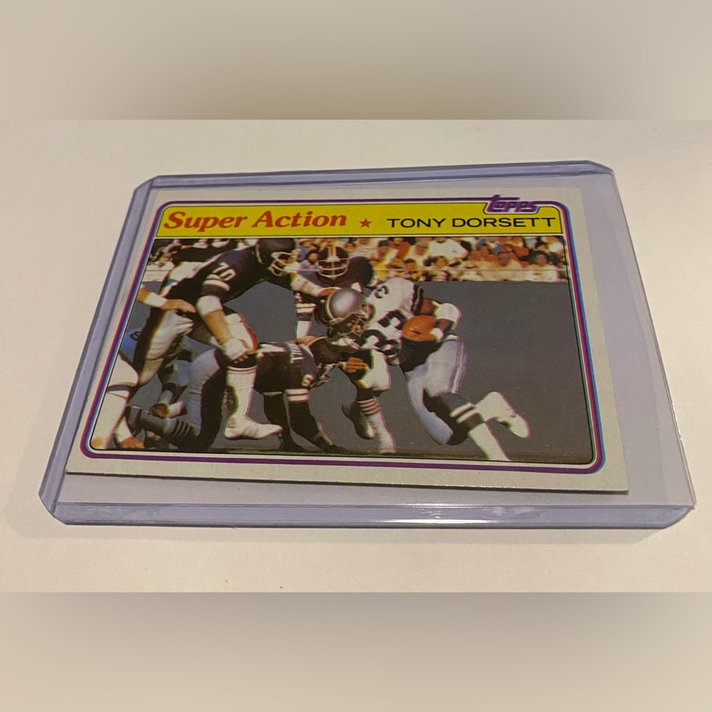 Tony Dorsett 1981 Topps Super Action Football Card #138 Dallas Cowboys Vintage